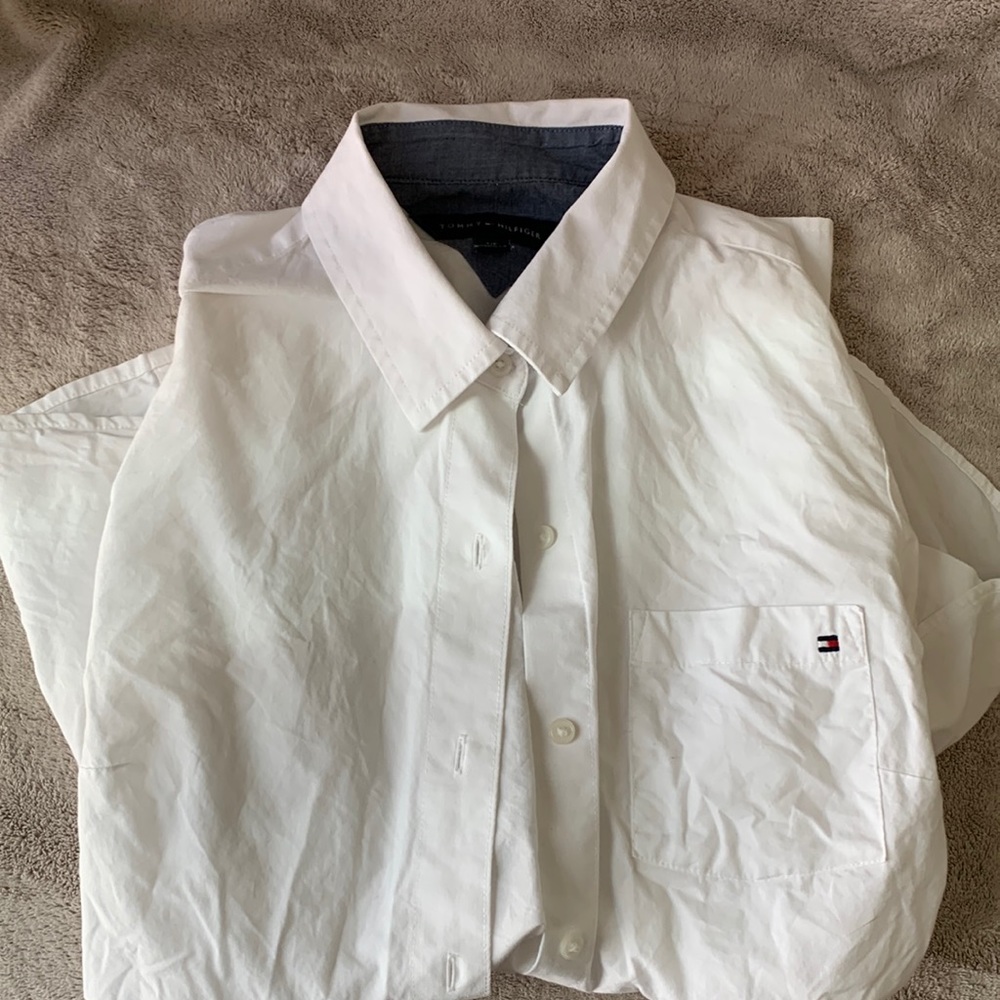 Preppy: Tommy Hilfiger button down shirt